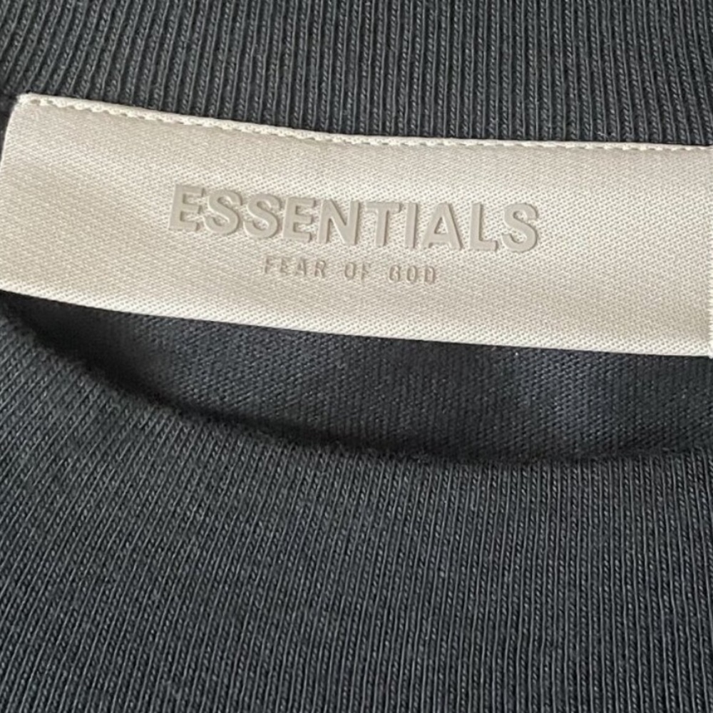 Fear of God Essentials Black and Tee Set - Picture 4 of 7